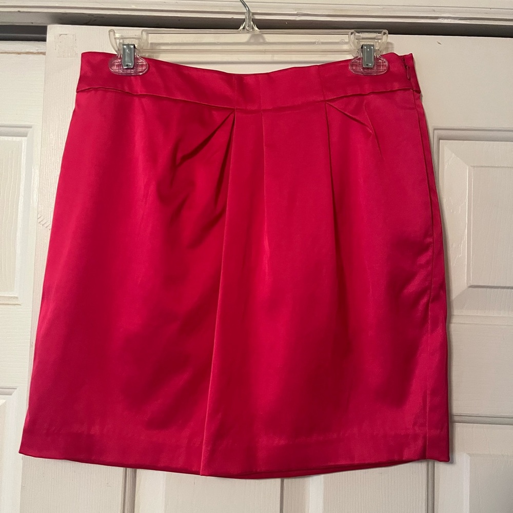 Calvin Klein pink skirt with pockets